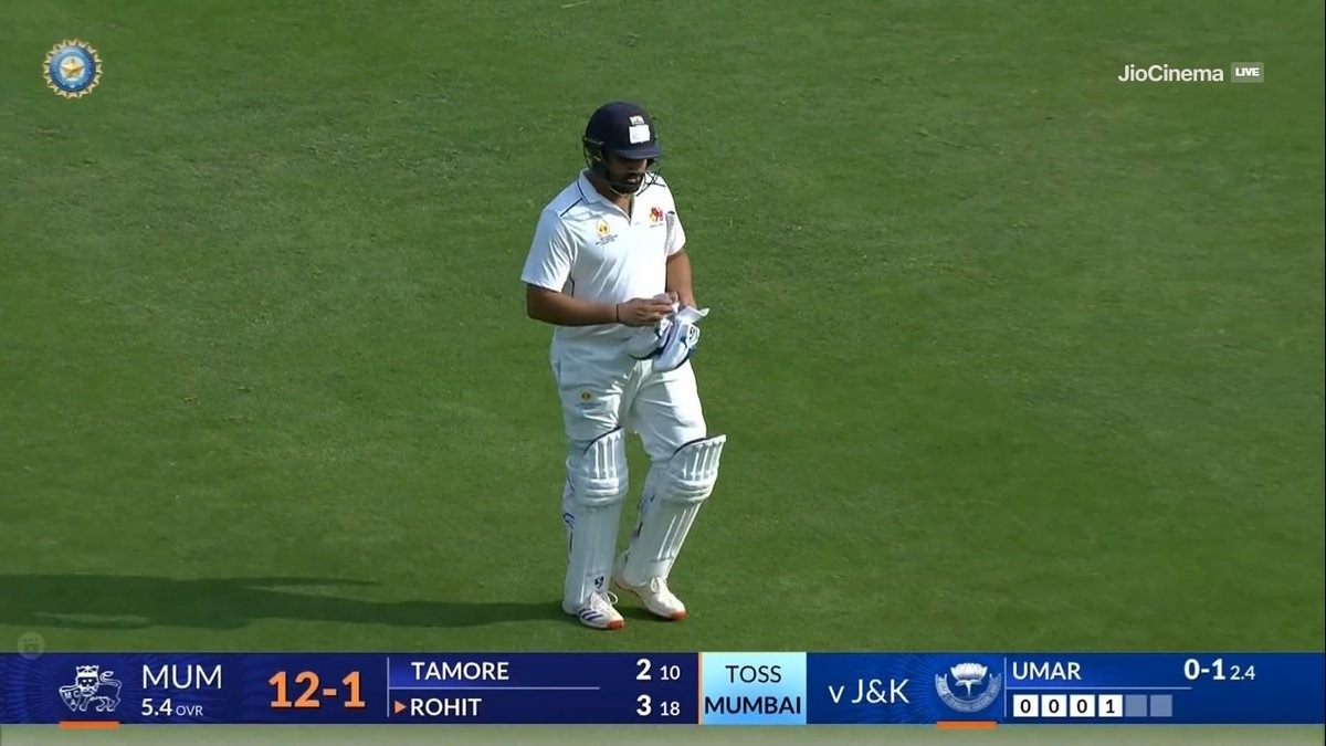 'रणजी ट्रॉफी ग्रुप ए मैच में मुंबई की टीम को जम्मू-कश्मीर ने 120 रनों पर ढेर कर दिया | '